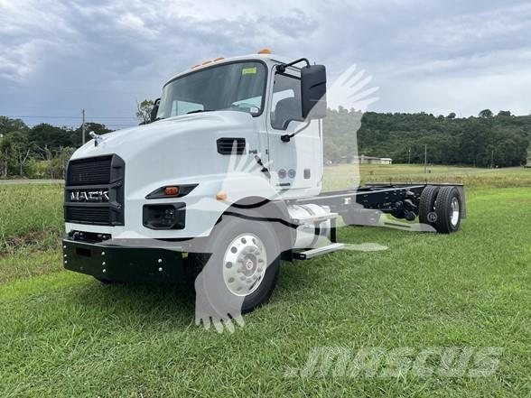 Mack MD7 Pojazdy pod zabudowę