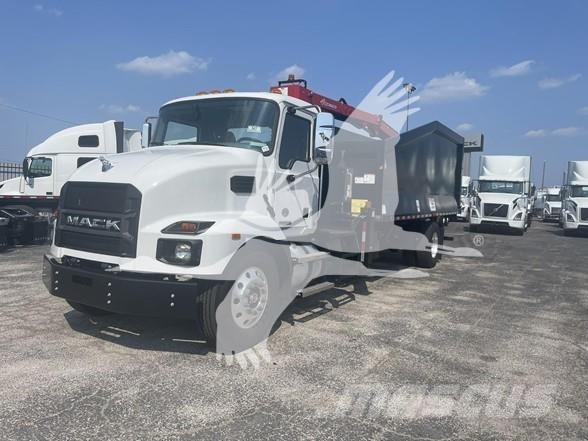 Mack MD7 Maszyny budowlane - Inne