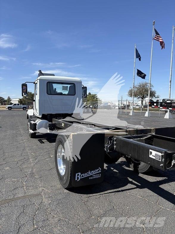 Mack MD7 Pojazdy pod zabudowę