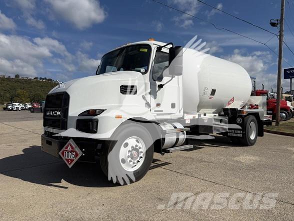 Mack MD7 Maszyny budowlane - Inne