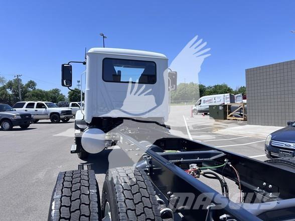 Mack MD7 Pojazdy pod zabudowę