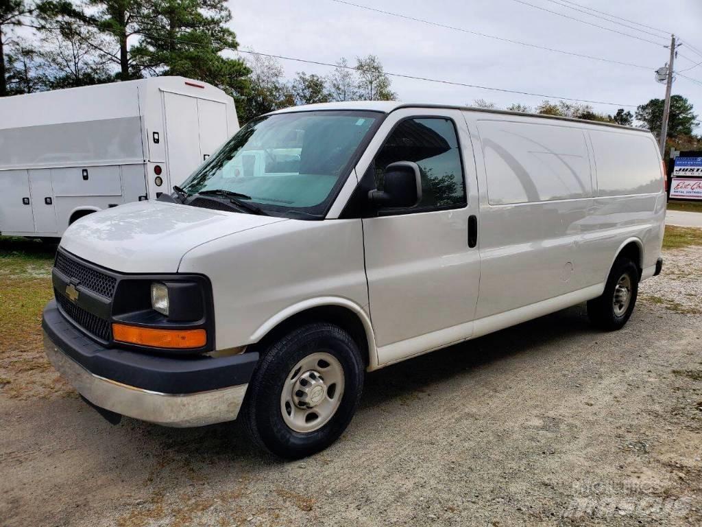 Chevrolet G3500 Busy / Vany