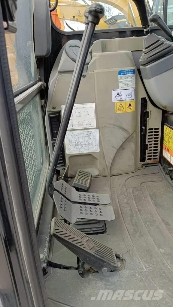 CAT 302D Koparki gąsienicowe