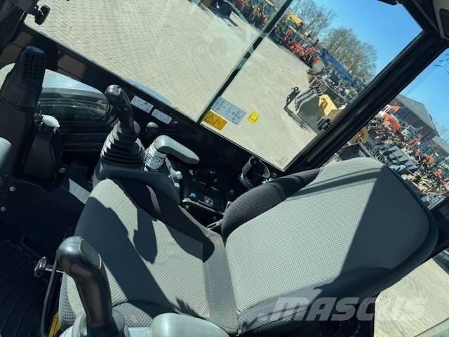 Hitachi ZX 26 U-6 CR Minikoparki