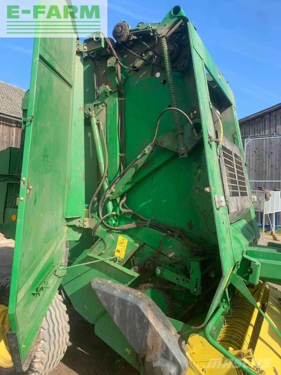 John Deere 592C Prasy kostkujące