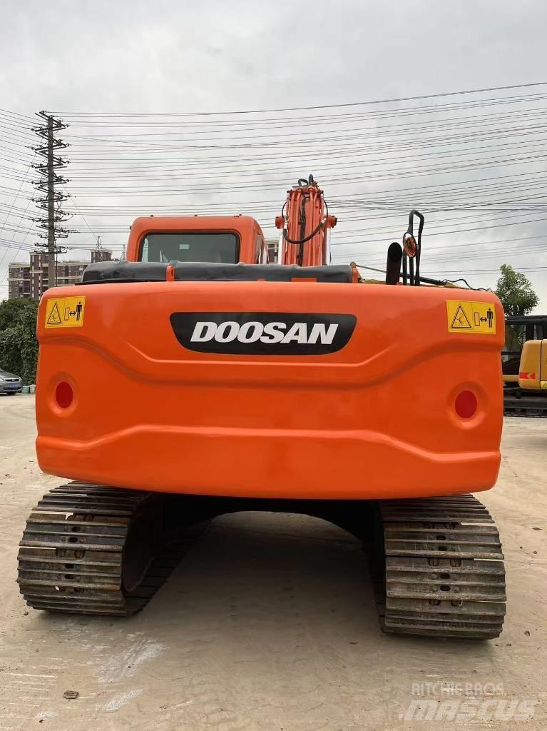 Doosan DX 140 Koparki gąsienicowe