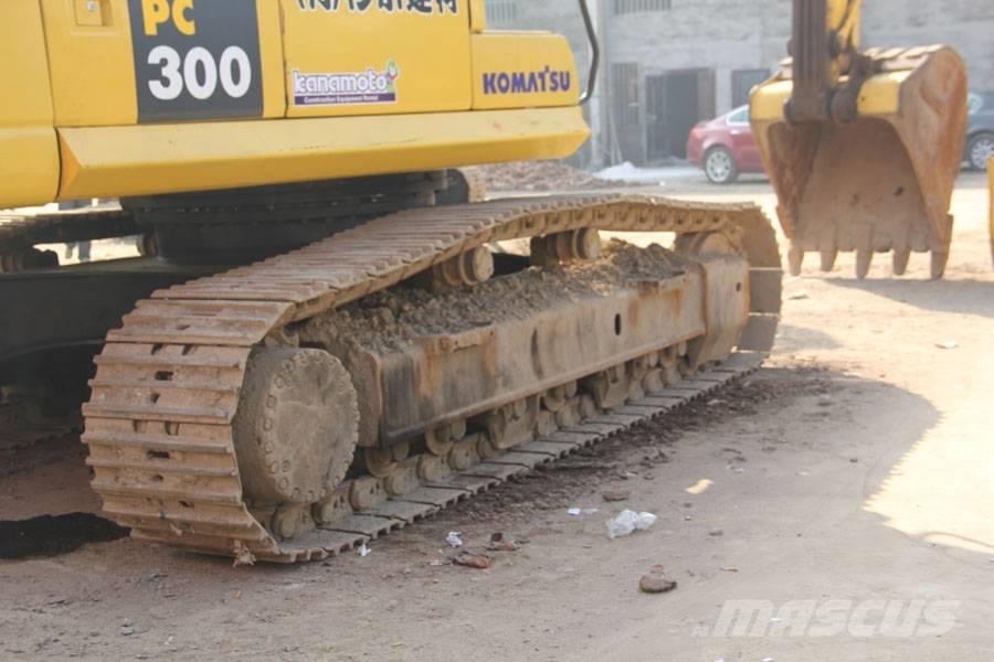 Komatsu PC 300-7 Koparki gąsienicowe