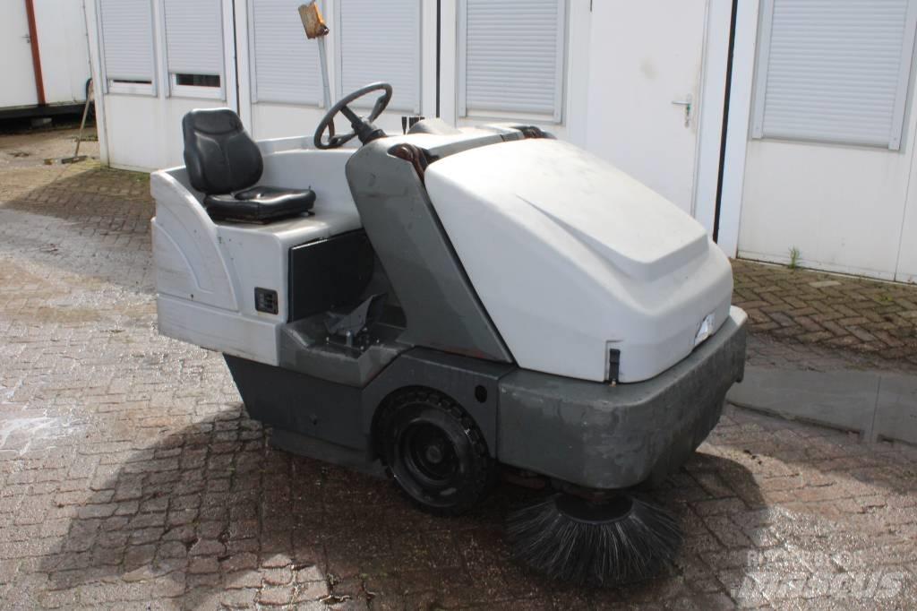 Nilfisk SR1601 Zamiatarki - Zgarniarki - Odśnieżarki