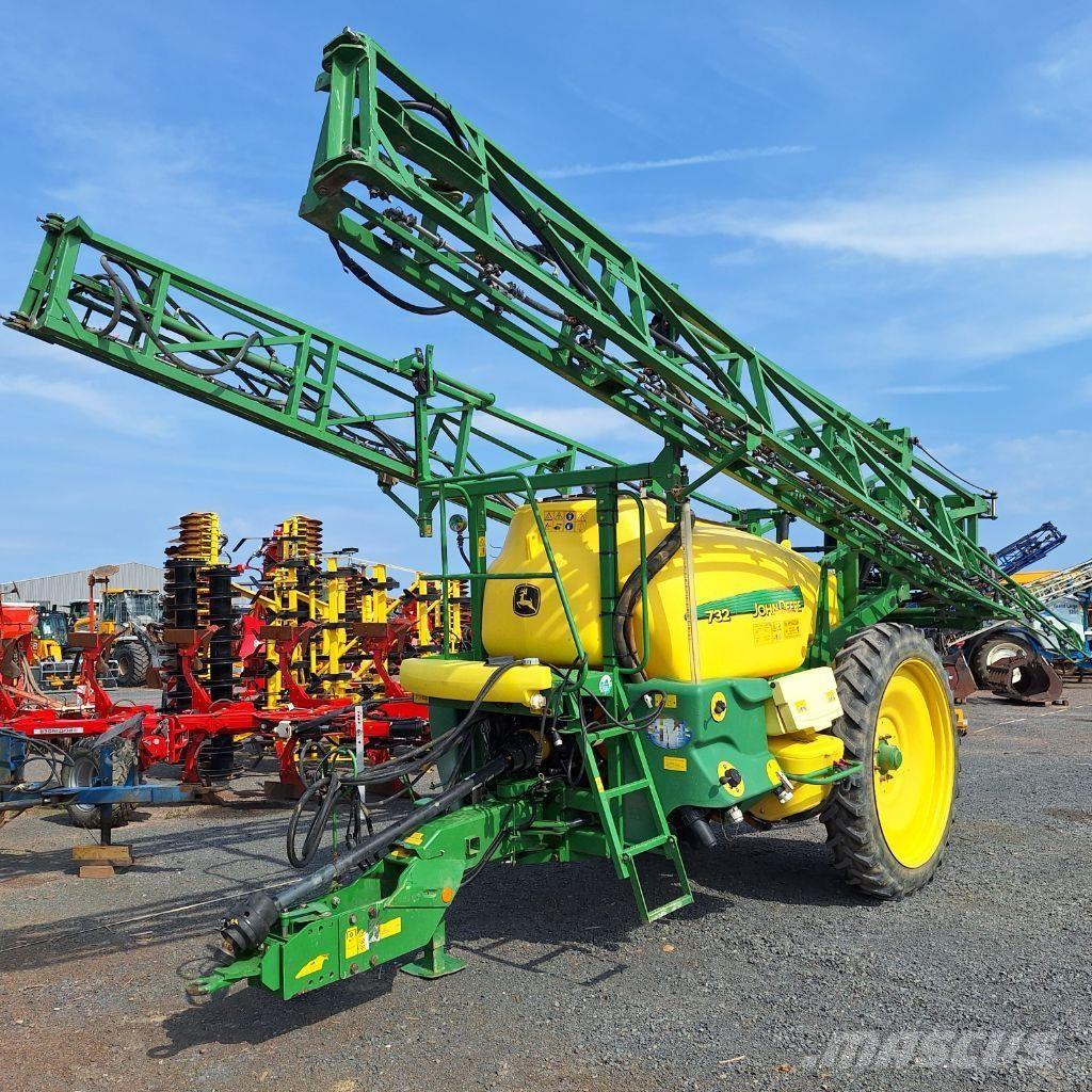 John Deere 732 Opryskiwacze zaczepiane