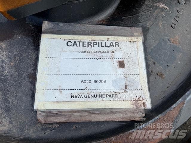 CAT 6020 NEW IDLER Gąsienice, łańcuchy i podwozia