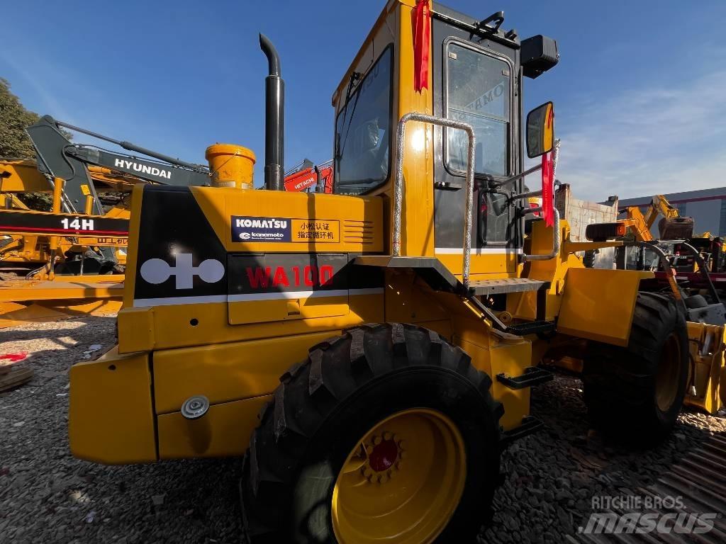 Komatsu WA100 Ładowarki kołowe