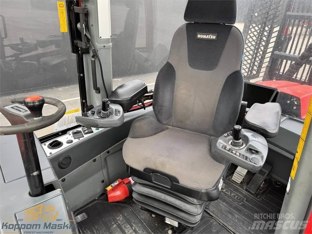 Komatsu 875 Forwardery
