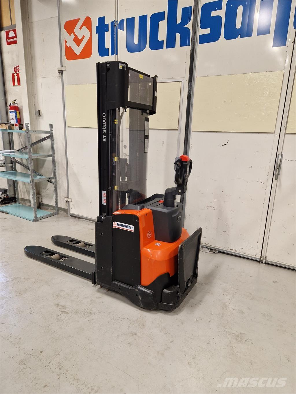 Toyota SWE120L Samojezdne maszyny do załadunku