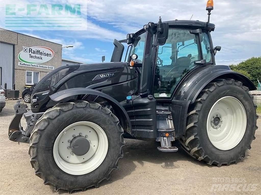 Valtra t254a mr19 Ciągniki rolnicze