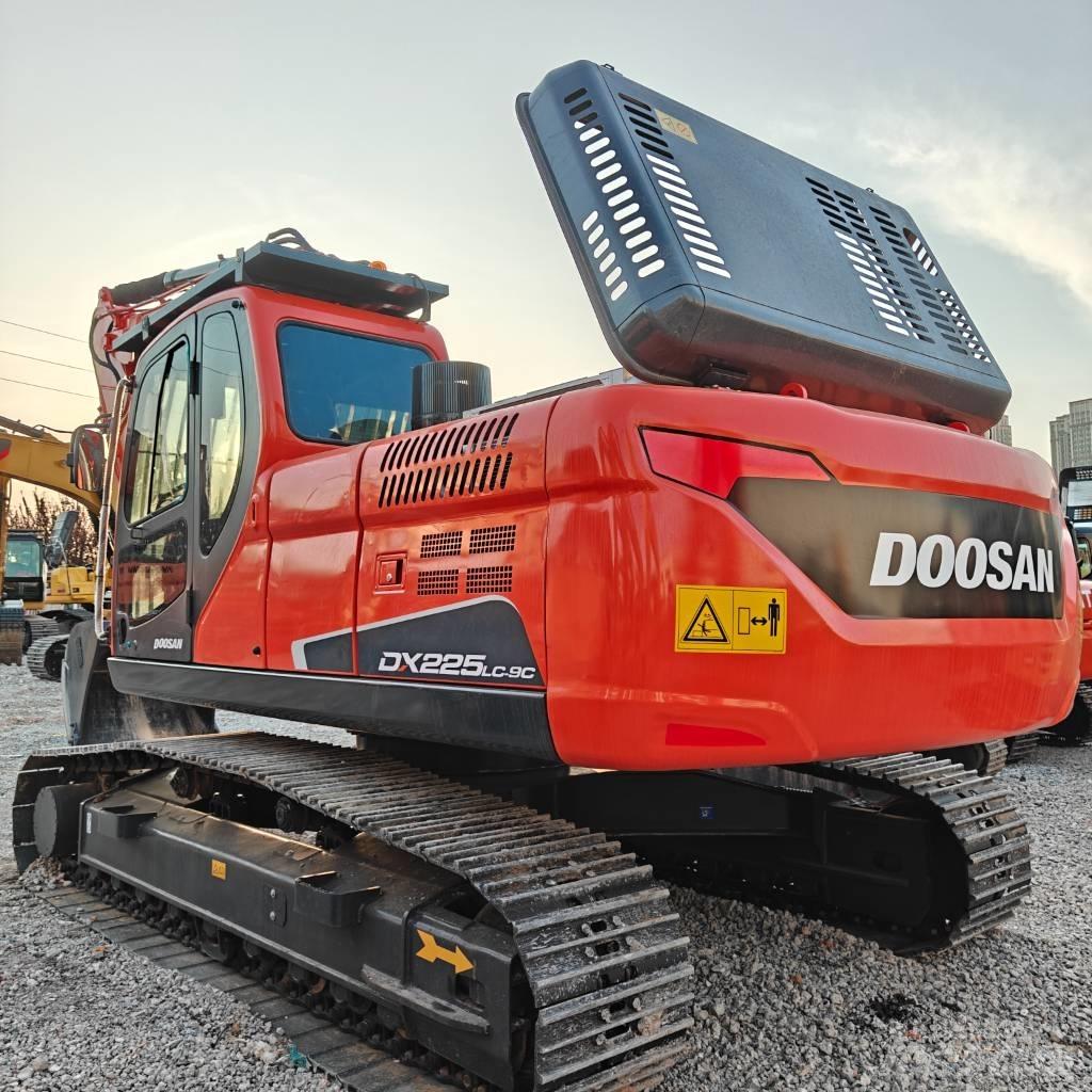 Doosan DX225LC-9C Koparki gąsienicowe