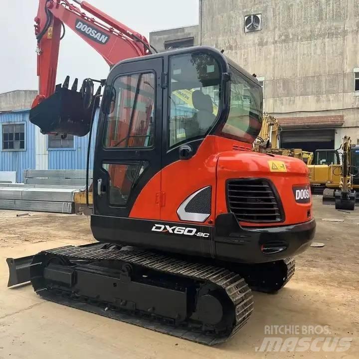 Doosan DX60 Koparki gąsienicowe