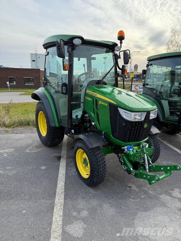 John Deere 3046 R Mikrociągniki