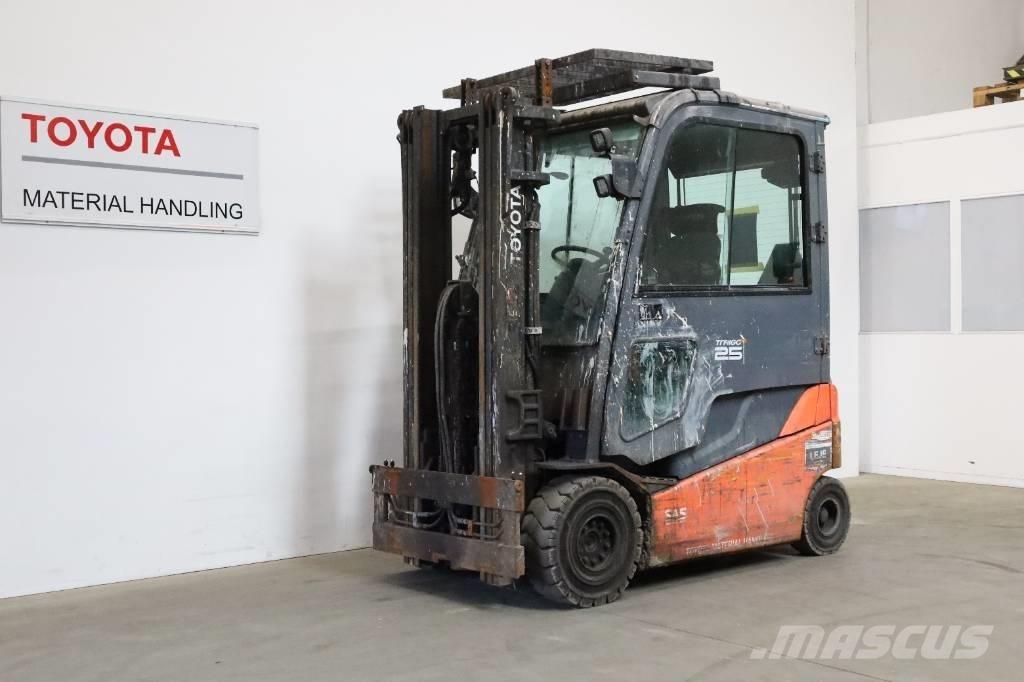 Toyota 8 FBMT 25 Wózki elektryczne