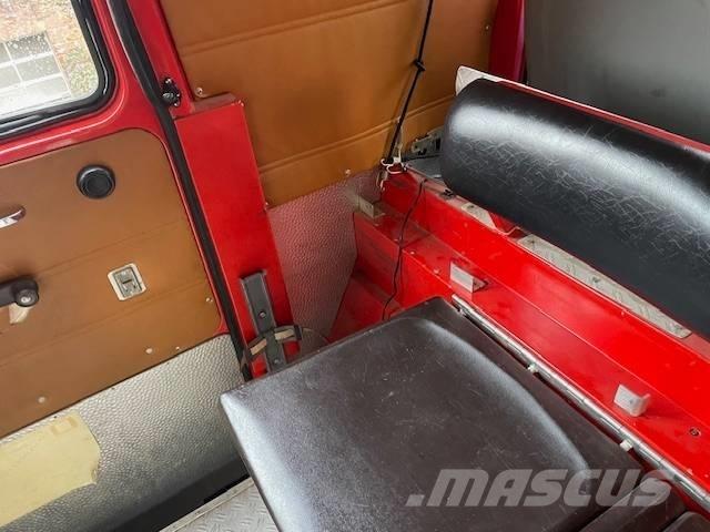 Magirus Deutz FL 16 Samochody ciężarowe ze skrzynią zamkniętą