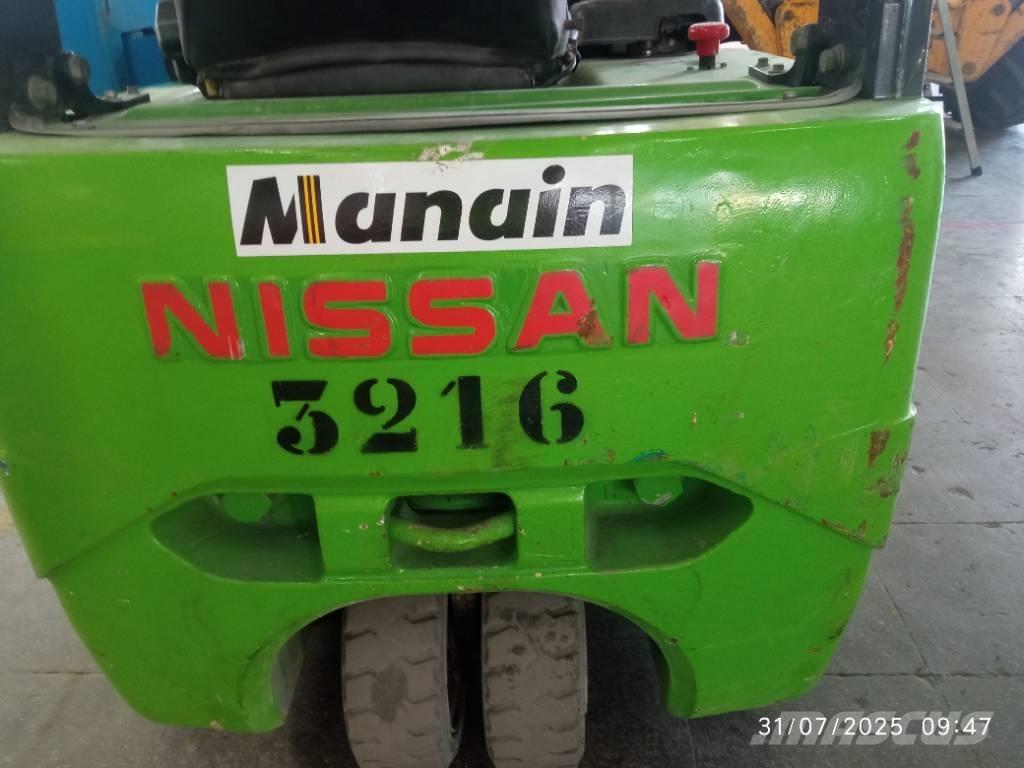 Nissan 1N1L180Q Wózki Diesla