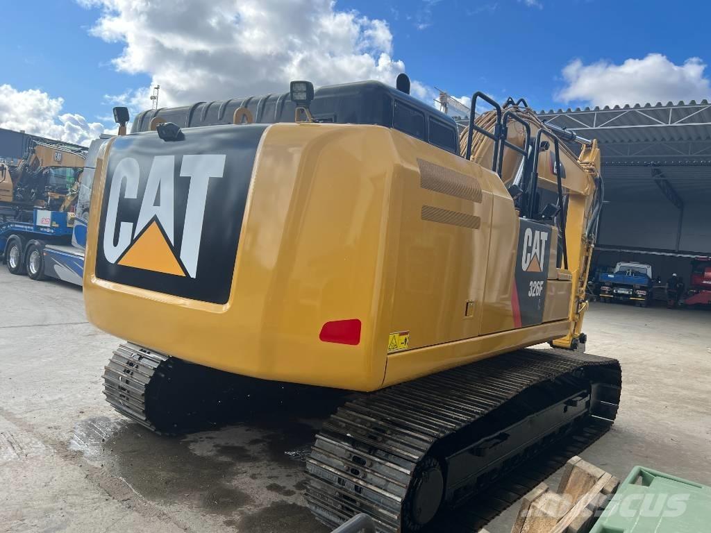 CAT 326 F L Koparki gąsienicowe