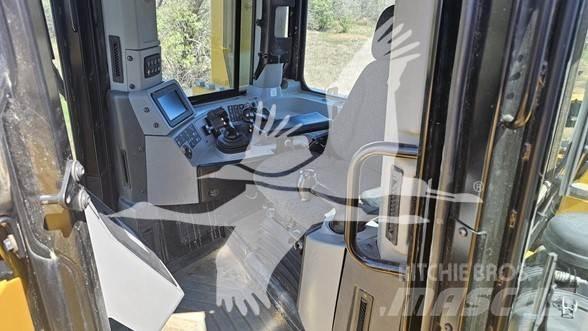 CAT D9T Spycharki gąsienicowe