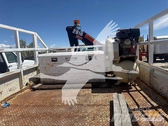Ford F550 SD Maszyny budowlane - Inne