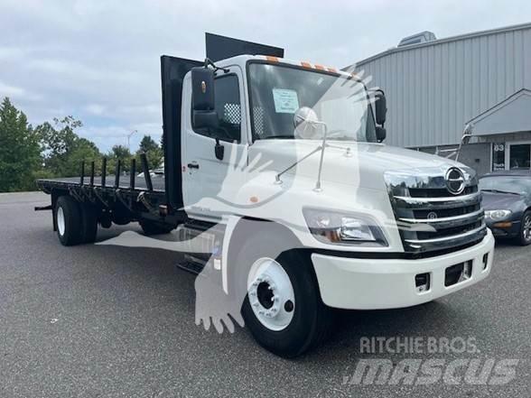 Hino 338 Ciężarówki typu Platforma / Skrzynia
