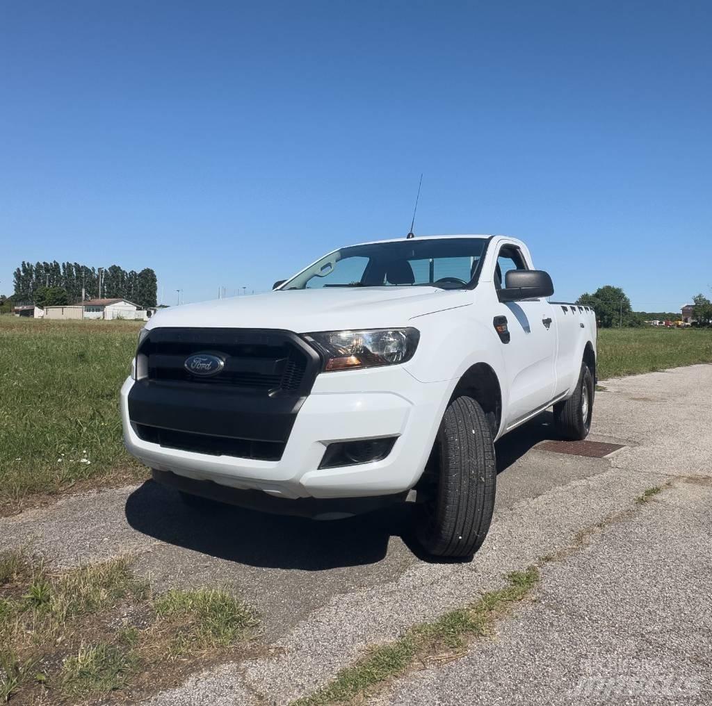 Ford Ranger XL Pick-upy / Pojazdy z otwieranymi burtami