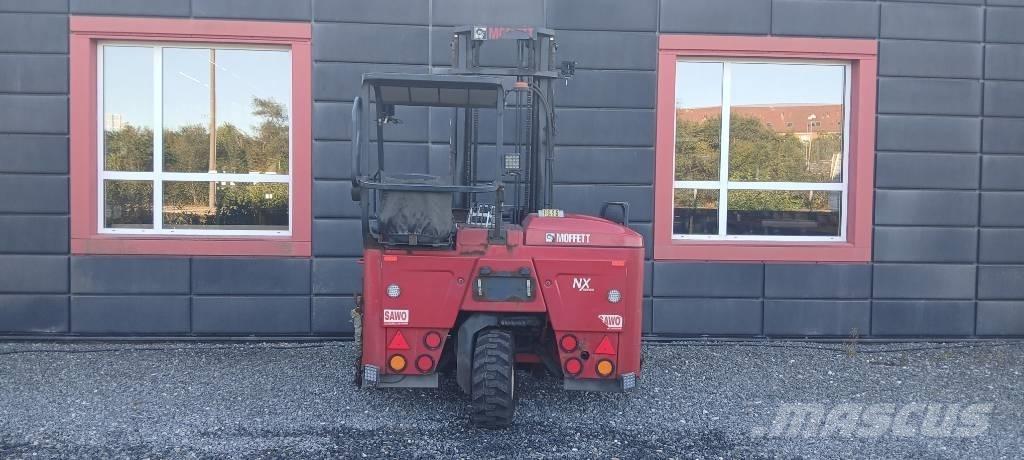 Moffett M5 25.3 NX Wózki Diesla
