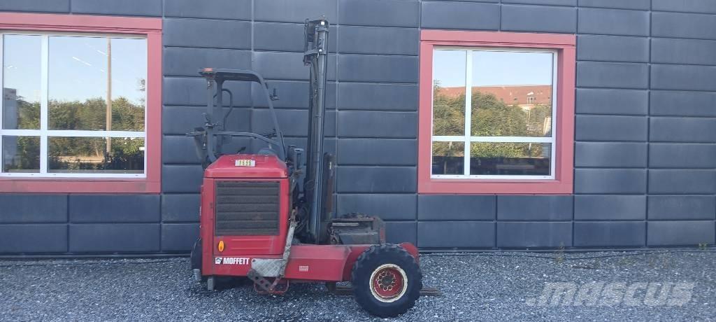 Moffett M5 25.3 NX Wózki Diesla