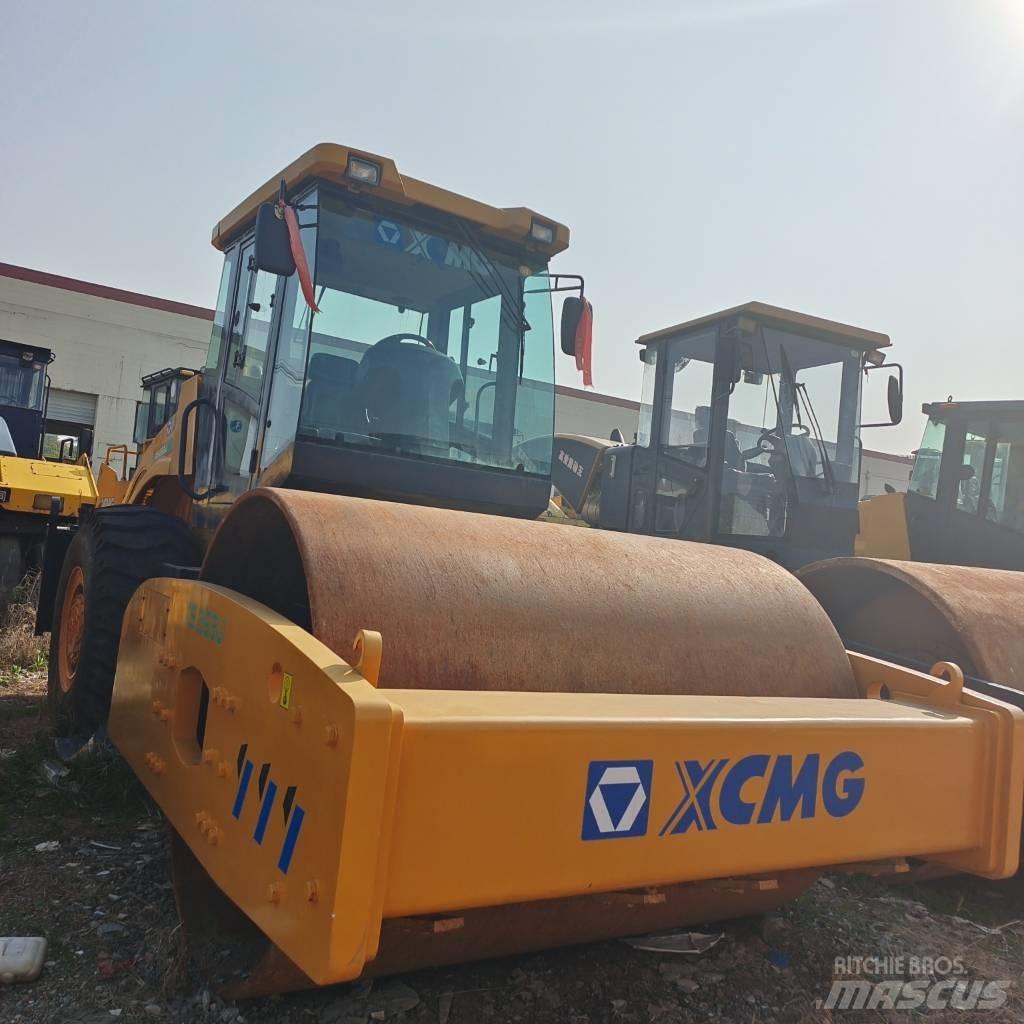 XCMG XS 263 J Walce jednobębnowe