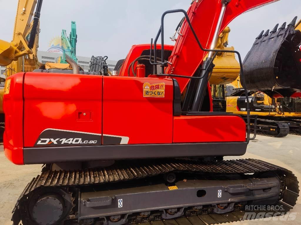 Doosan DX 140 LC Koparki gąsienicowe