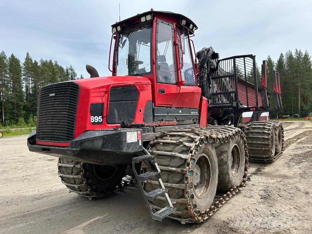 Komatsu 895 Forwardery