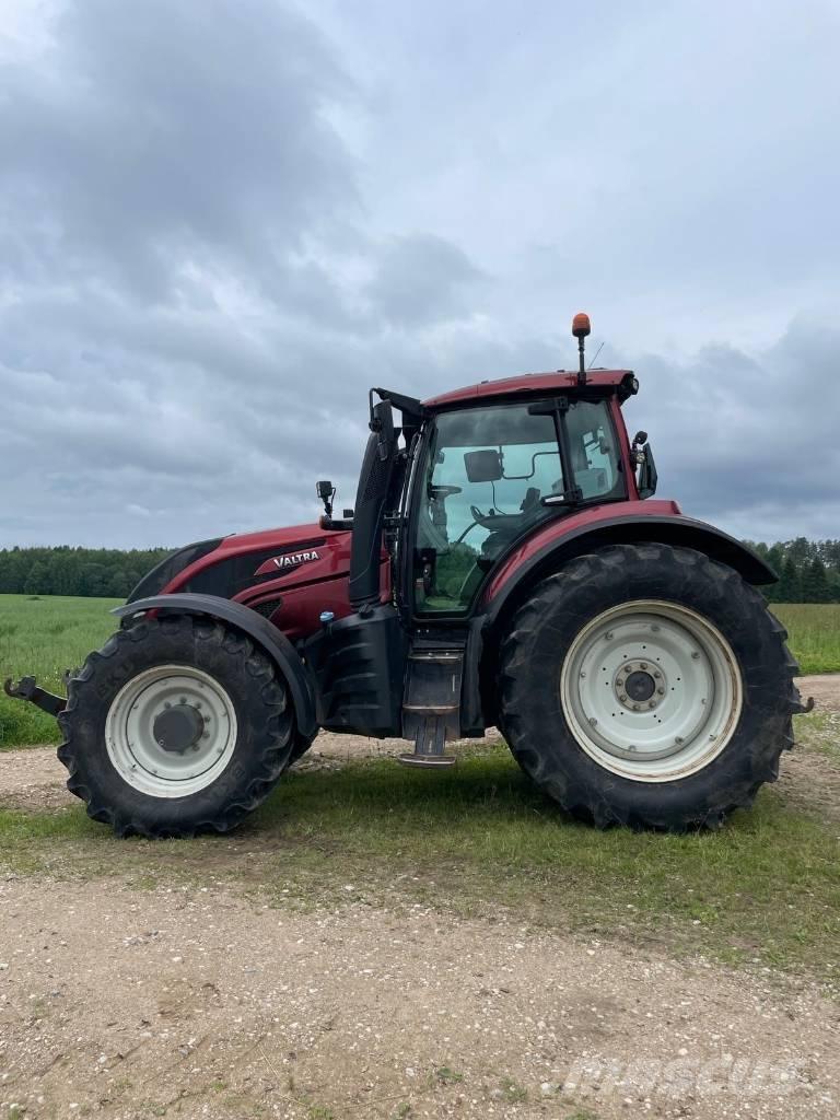 Valtra T 234 V Ciągniki rolnicze