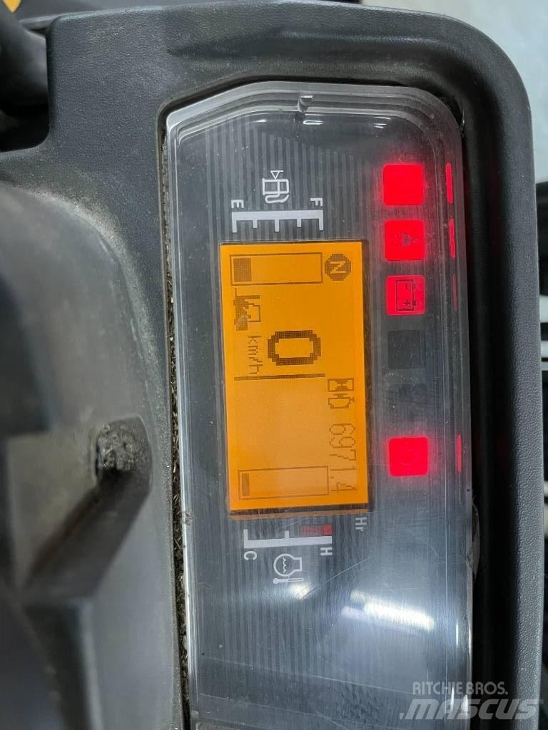 CAT DP 30 N Wózki Diesla
