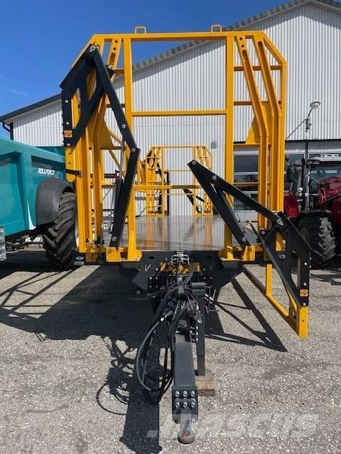 Wielton PRC-2 Przyczepy do przewozu słomy w belach