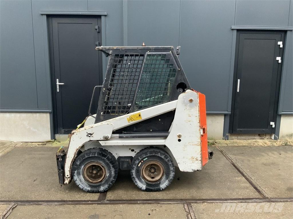 Bobcat S 70 defect! Ładowarki burtowe