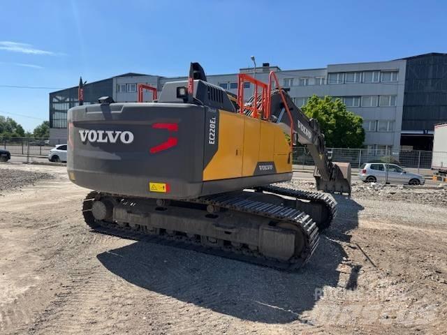 Volvo EC220EL Koparki gąsienicowe