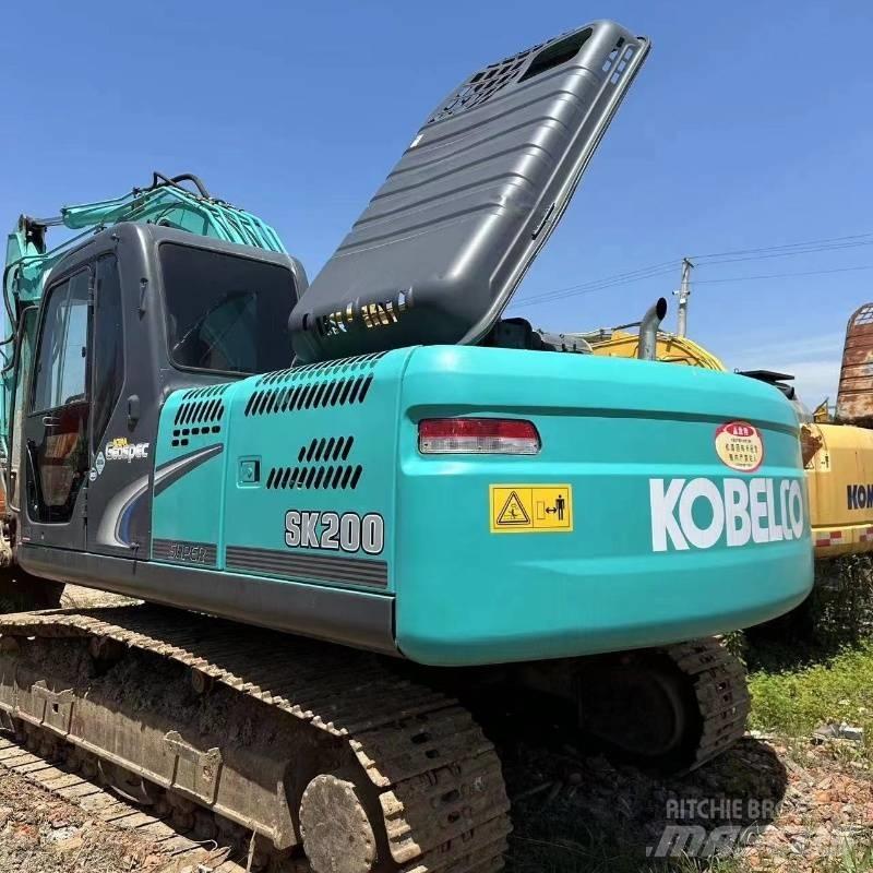 Kobelco SK 200 Koparki gąsienicowe