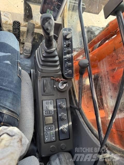 Hitachi ZX 160 W Koparki kołowe