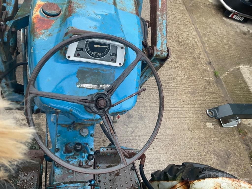 Ford 4000 Ciągniki rolnicze