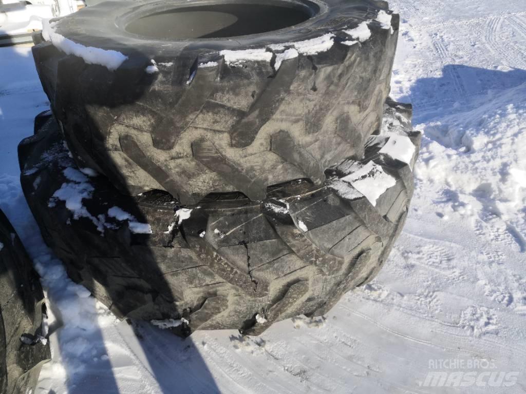 Pirelli 420/85R28 Opony, koła i felgi