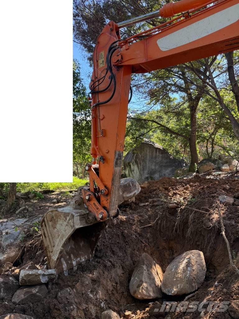 Doosan DX 220 LCA Koparki gąsienicowe