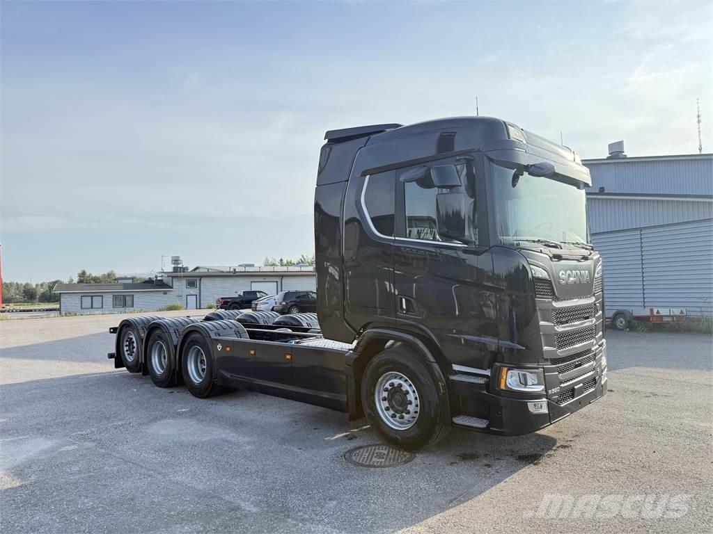 Scania R590 8x4 Hakowce