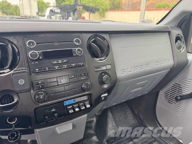 Ford F 450 Pojazdy komunalne