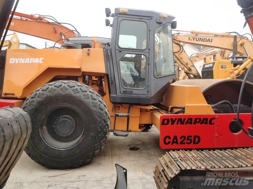 Dynapac CA 25 D Walce jednobębnowe