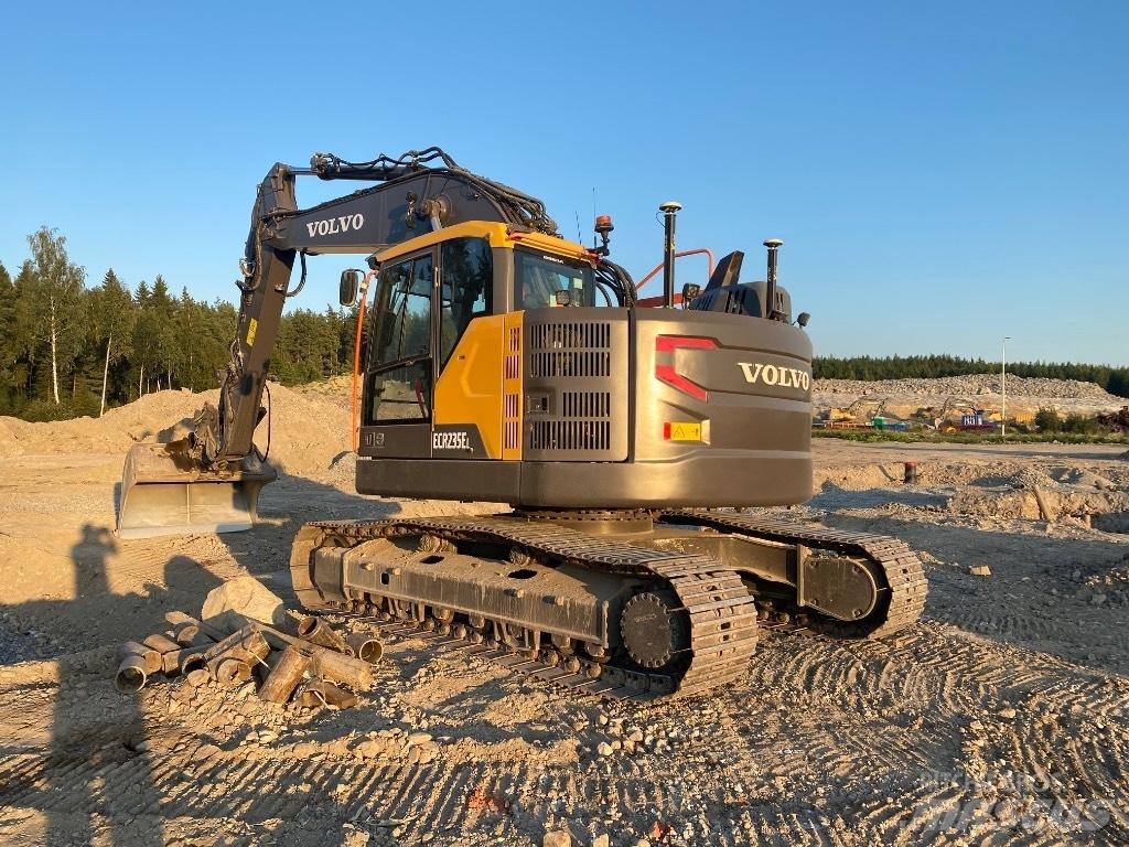 Volvo EC 235 EL Koparki gąsienicowe