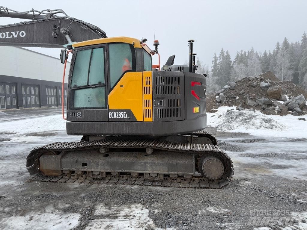 Volvo EC 235 EL Koparki gąsienicowe