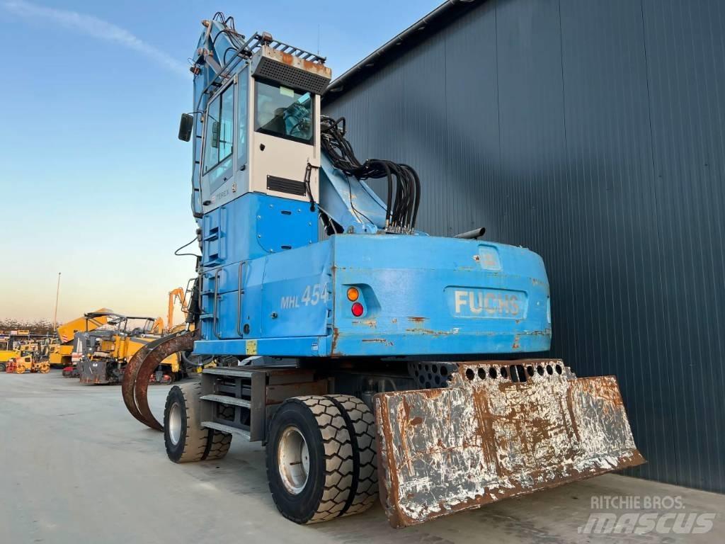 Fuchs MHL 454 Koparki przeładunkowe